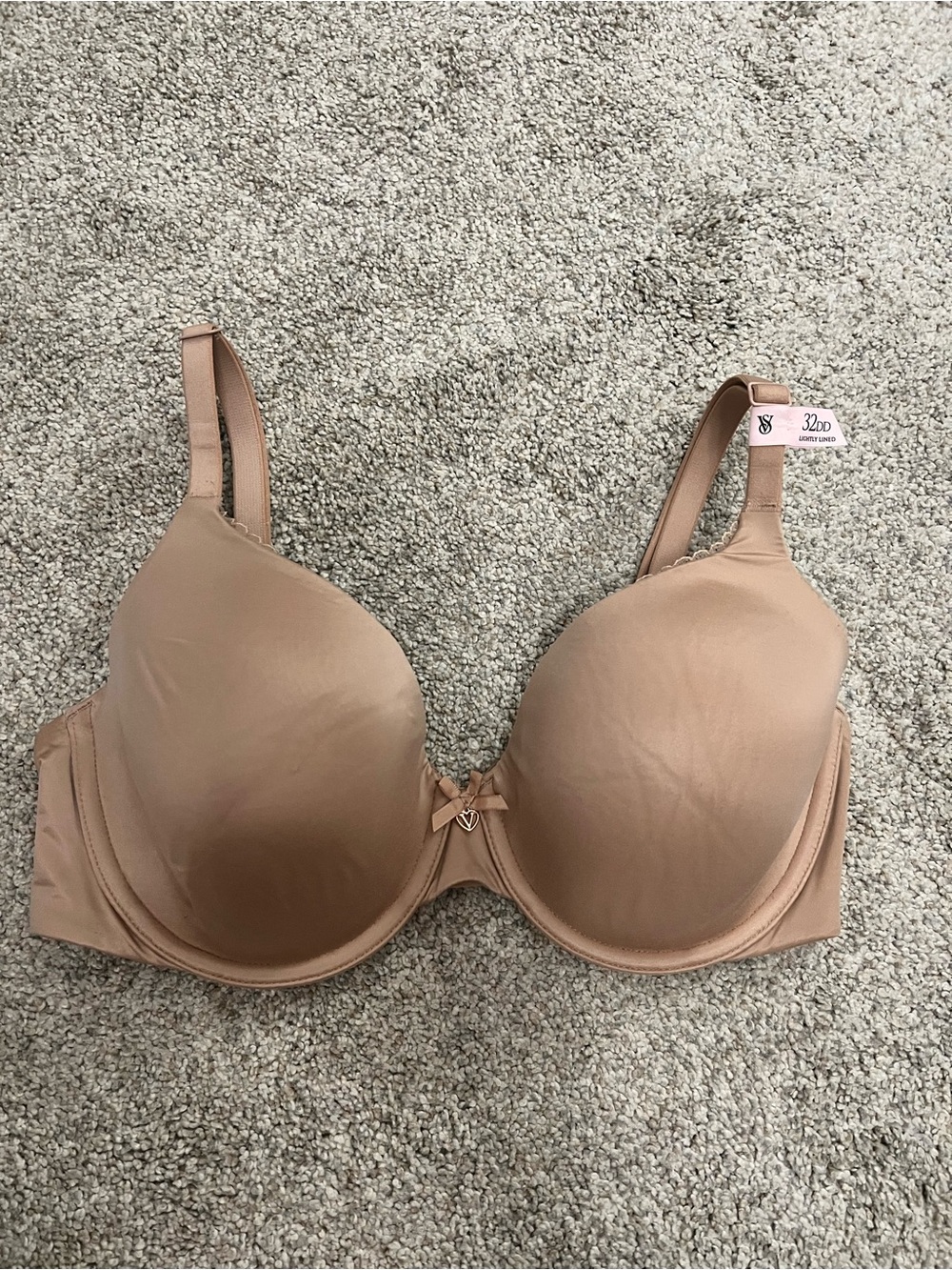 Body by Victoria Secret Perfect Coverage Nude Lightly Lined T-Shirt Bra - 32DD